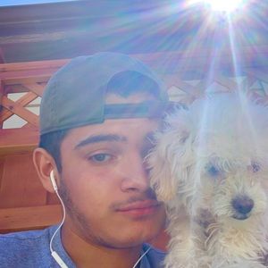 Meet your Posher, Josue